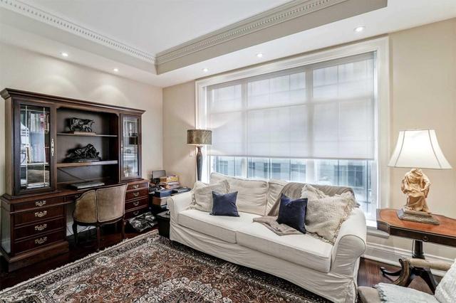 7D - 1 St Thomas St, Condo with 1 bedrooms, 2 bathrooms and 2 parking in Toronto ON | Image 9