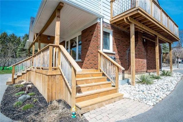 14 Harris Ave, House detached with 3 bedrooms, 4 bathrooms and 16 parking in Brantford ON | Image 30
