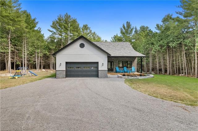 591 County Road 40, House detached with 3 bedrooms, 3 bathrooms and 22 parking in Douro Dummer ON | Image 11
