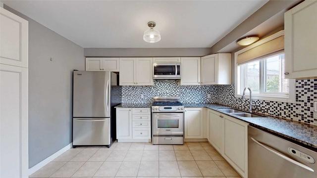 74 - 2280 Baronwood Dr, House attached with 3 bedrooms, 3 bathrooms and 2 parking in Oakville ON | Image 13