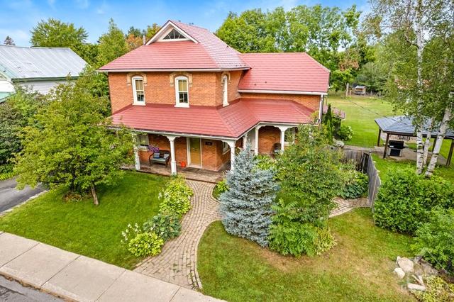 350 Almonte Street, House detached with 3 bedrooms, 2 bathrooms and 10 parking in Mississippi Mills ON | Image 29