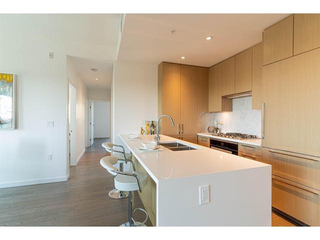 505 - 5383 Cambie Street, Condo with 3 bedrooms, 2 bathrooms and 1 parking in Vancouver BC | Card Image