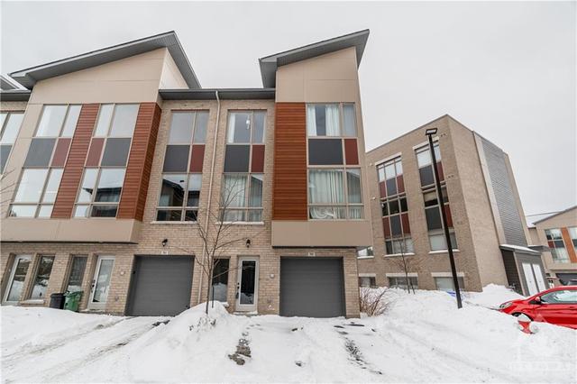 701 Terravita Private, Townhouse with 3 bedrooms, 3 bathrooms and 3 parking in Ottawa ON | Image 1