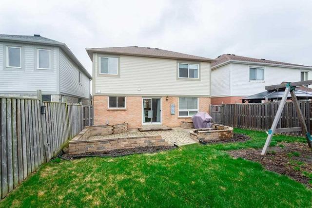 1021 Bradley Terr, House detached with 3 bedrooms, 3 bathrooms and 3 parking in Milton ON | Image 20