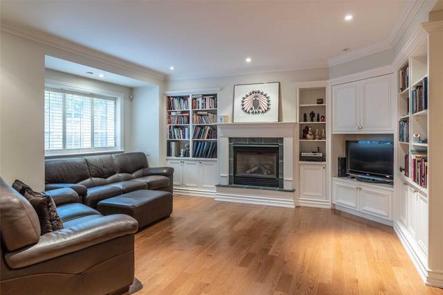 28 Rochester Ave, House detached with 4 bedrooms, 4 bathrooms and 5 parking in Toronto ON | Image 13