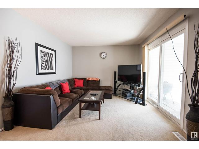 6 Woodvale Vg Nw, House attached with 3 bedrooms, 1 bathrooms and null parking in Edmonton AB | Image 7