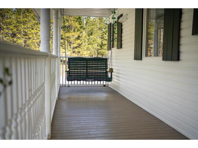 1958 Hunter Road, House detached with 3 bedrooms, 2 bathrooms and null parking in East Kootenay C BC | Image 2