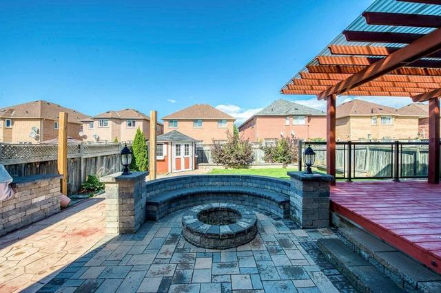 79 Sunny Meadow Blvd, House detached with 4 bedrooms, 4 bathrooms and 6 parking in Brampton ON | Image 35
