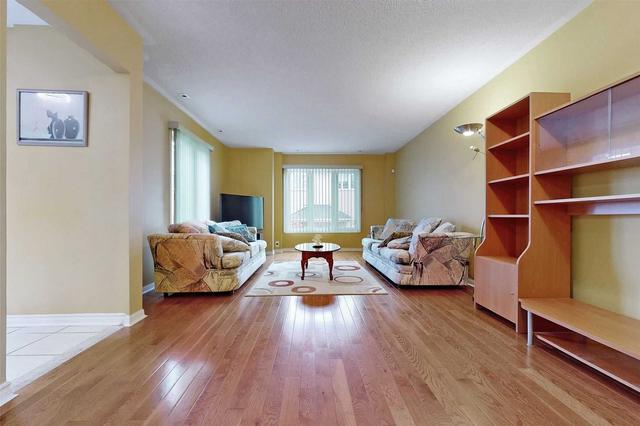 36 - 83 Mondeo Dr, Townhouse with 2 bedrooms, 2 bathrooms and 2 parking in Toronto ON | Image 34