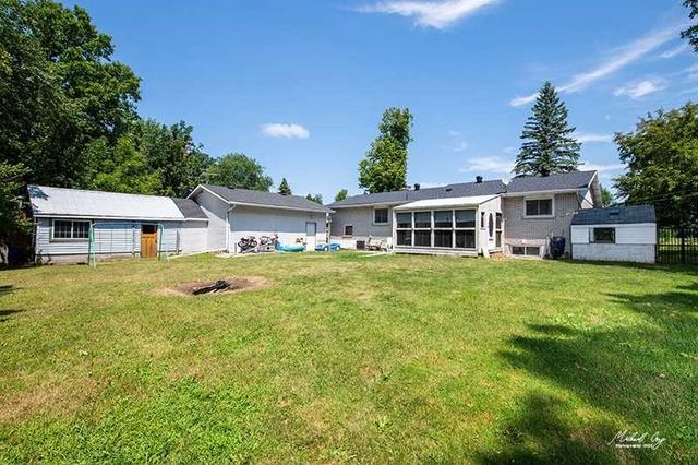 1792 Upper Big Chute Rd, House detached with 3 bedrooms, 3 bathrooms and 19 parking in Severn ON | Image 19