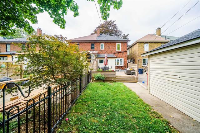 149 Linsmore Cres, House semidetached with 3 bedrooms, 2 bathrooms and 0 parking in Toronto ON | Image 32