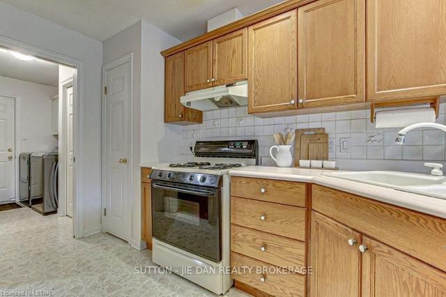 21 - 1755 Louise Blvd, Townhouse with 2 bedrooms, 3 bathrooms and 4 parking in London ON | Image 6