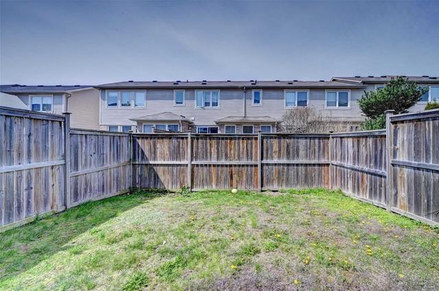 172 Chase Cres, House attached with 3 bedrooms, 2 bathrooms and 3 parking in Cambridge ON | Image 27