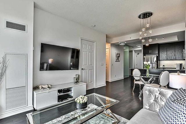 928 - 15 James Finlay Way, Condo with 1 bedrooms, 2 bathrooms and 1 parking in Toronto ON | Image 6