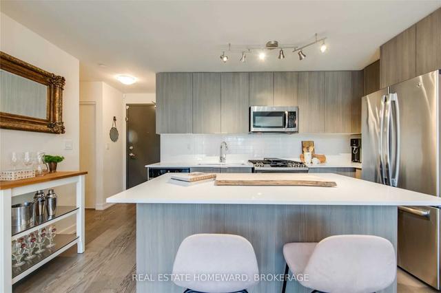th10 - 1350 Kingston Rd, Townhouse with 2 bedrooms, 3 bathrooms and 1 parking in Toronto ON | Image 2
