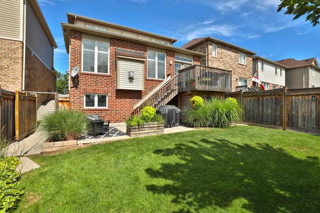 208 Ruhl Dr, House detached with 3 bedrooms, 4 bathrooms and 3 parking in Milton ON | Image 22