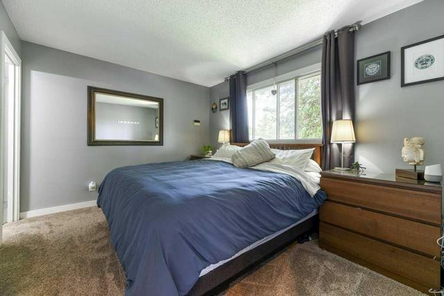 15 Sunhurst Court Se, House detached with 3 bedrooms, 1 bathrooms and null parking in Calgary AB | Image 22