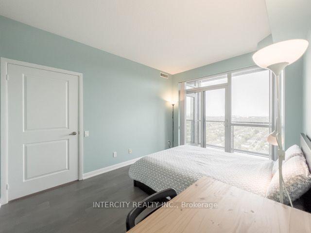 lph307 - 5162 Yonge St, Condo with 1 bedrooms, 1 bathrooms and 1 parking in Toronto ON | Image 2