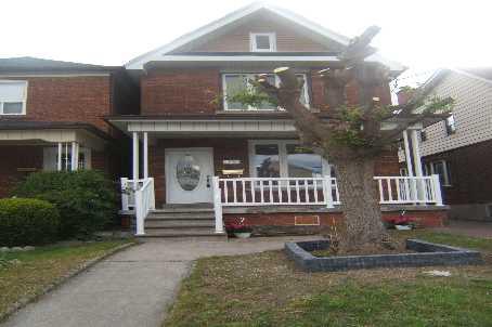 418 Westmount Ave, House detached with 4 bedrooms, 2 bathrooms and 5 parking in Toronto ON | Image 1
