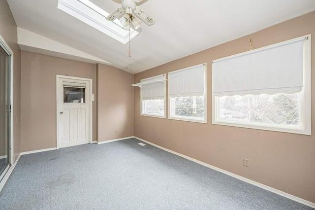 239 Kathleen St, House detached with 3 bedrooms, 1 bathrooms and 4 parking in Guelph ON | Image 33