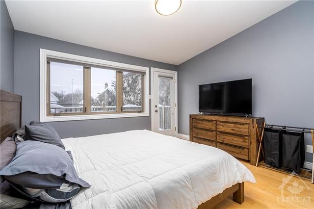 32 Havelock Street, Home with 2 bedrooms, 2 bathrooms and 3 parking in Ottawa ON | Image 21