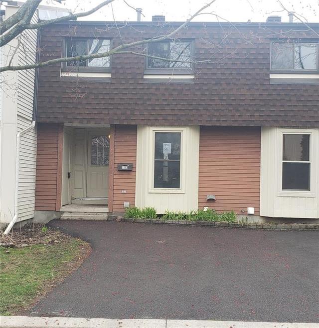 1173 Priory Lane, Townhouse with 3 bedrooms, 2 bathrooms and 1 parking in Ottawa ON | Image 1