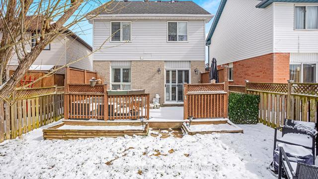 703 Fairway Crt, House detached with 3 bedrooms, 3 bathrooms and 3 parking in Kitchener ON | Image 21
