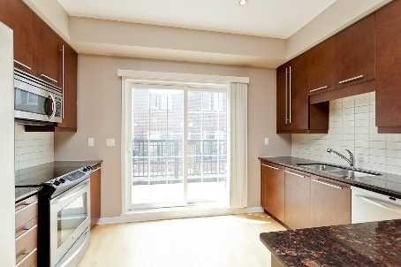 th100 - 117a The Queensway, Townhouse with 3 bedrooms, 2 bathrooms and 1 parking in Toronto ON | Image 3