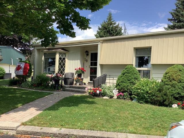 19 Cabot Crt, House detached with 2 bedrooms, 2 bathrooms and 2 parking in Clarington ON | Image 25
