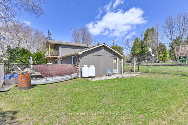 301 Sherry Rd, House detached with 3 bedrooms, 2 bathrooms and 9 parking in Tweed ON | Image 27
