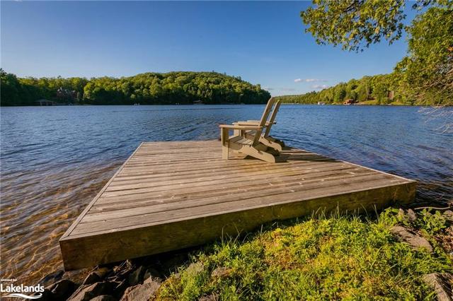 1030 Thompson Lane, House detached with 6 bedrooms, 3 bathrooms and 8 parking in Lake of Bays ON | Image 46