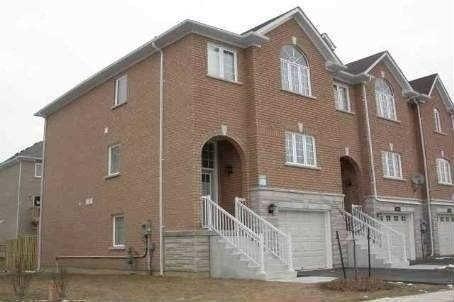 5647 Retreat St, House attached with 4 bedrooms, 4 bathrooms and 2 parking in Mississauga ON | Image 1