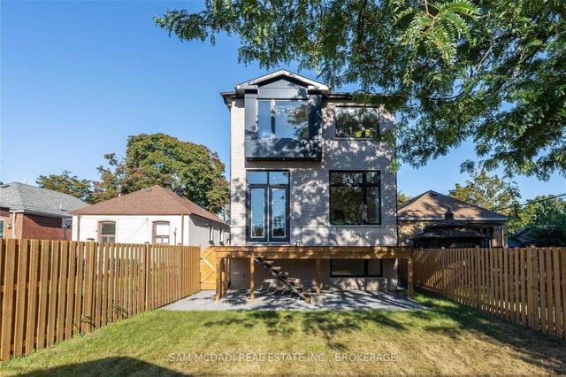 188 Aldercrest Rd, House detached with 4 bedrooms, 5 bathrooms and 3 parking in Toronto ON | Image 30
