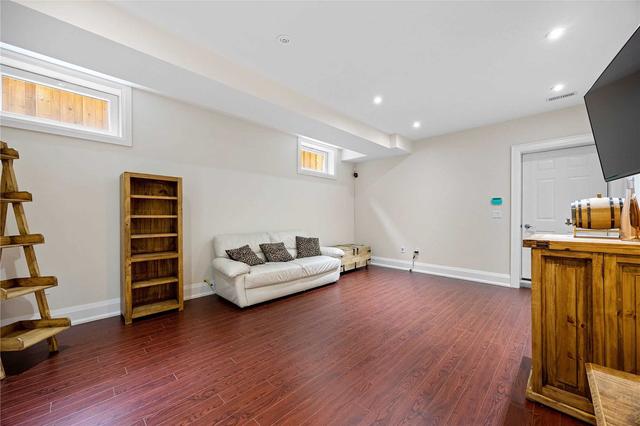 1878-a Keele St W, House semidetached with 3 bedrooms, 4 bathrooms and 4 parking in Toronto ON | Image 17