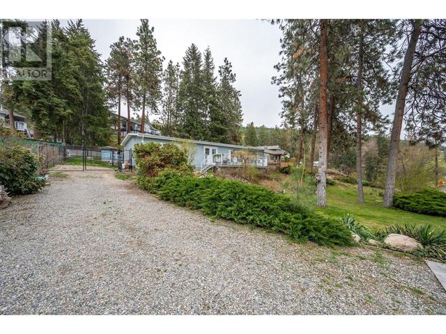 3096 Juniper Drive, House detached with 2 bedrooms, 2 bathrooms and 3 parking in Okanagan Similkameen E BC | Image 32
