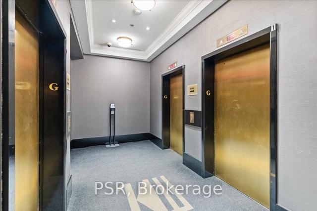2402 - 1 King St W, Condo with 0 bedrooms, 1 bathrooms and 0 parking in Toronto ON | Image 20