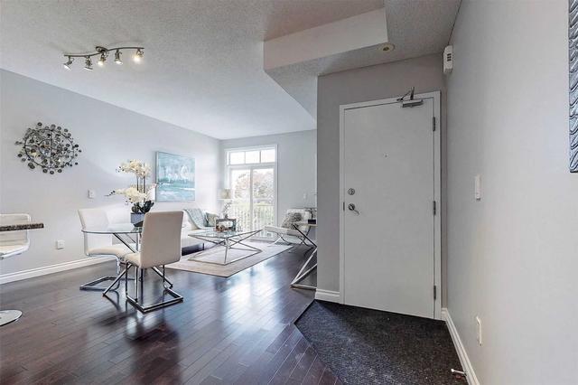 10 - 36 Gibson Ave, Townhouse with 2 bedrooms, 1 bathrooms and 1 parking in Toronto ON | Image 25