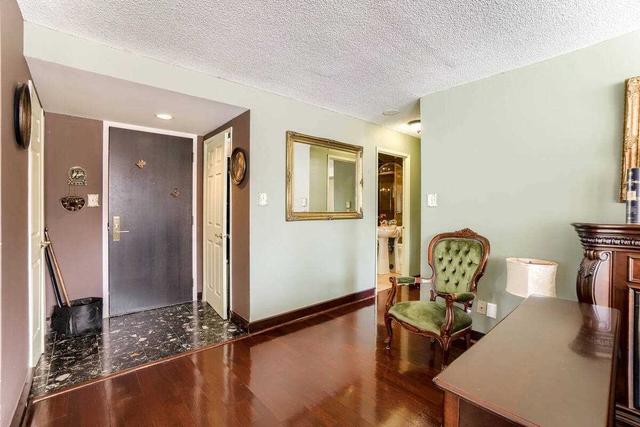 201 - 55 Kingsbridge Garden Circ, Condo with 2 bedrooms, 2 bathrooms and 2 parking in Mississauga ON | Image 38