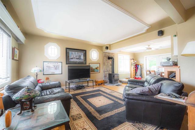 534 Big Bay Point Rd, House detached with 3 bedrooms, 3 bathrooms and 14 parking in Barrie ON | Image 13
