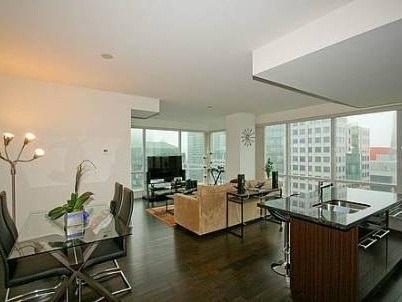 1712 - 80 John St, Condo with 2 bedrooms, 2 bathrooms and 2 parking in Toronto ON | Image 2