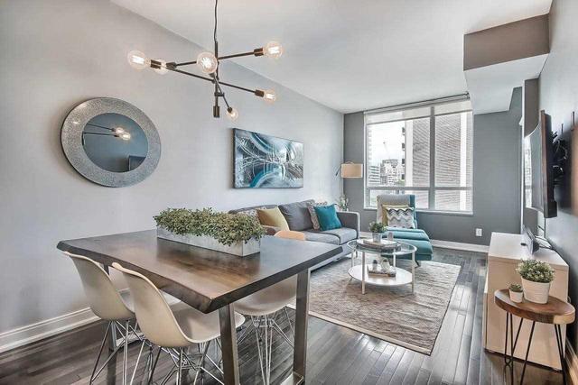 702 - 88 Broadway Ave, Condo with 1 bedrooms, 1 bathrooms and 1 parking in Toronto ON | Image 5