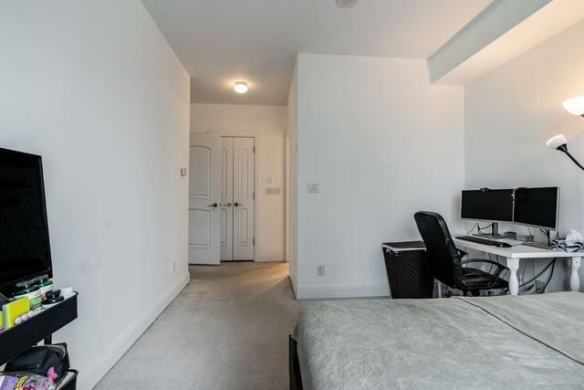 4303 - 16 Harbour St, Condo with 3 bedrooms, 2 bathrooms and 1 parking in Toronto ON | Image 5