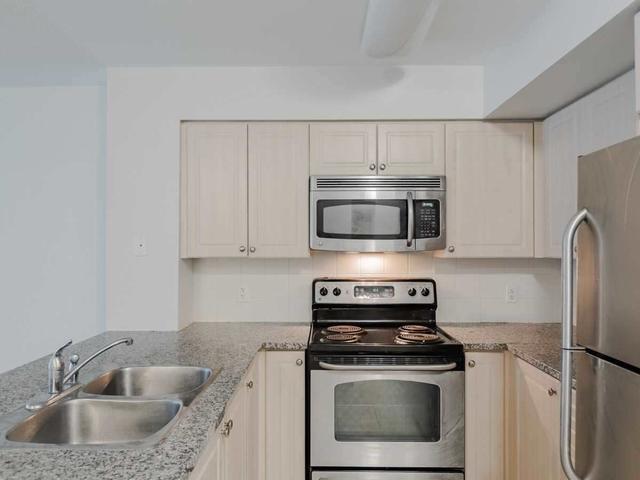 502 - 51 Lower Simcoe St, Condo with 1 bedrooms, 1 bathrooms and 0 parking in Toronto ON | Image 2