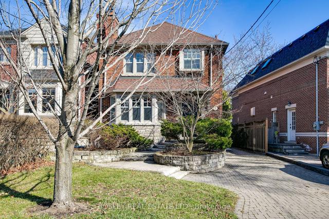 3 Heather Rd, House detached with 3 bedrooms, 2 bathrooms and 2 parking in Toronto ON | Image 1