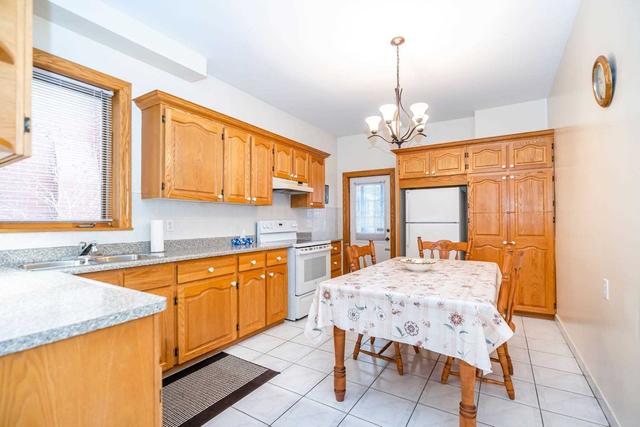266 Delaware Ave, House attached with 3 bedrooms, 2 bathrooms and 1 parking in Toronto ON | Image 24