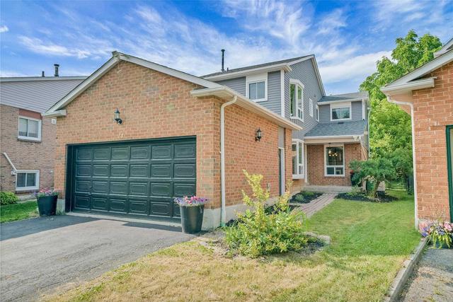 14 Barrow Crt, House attached with 3 bedrooms, 4 bathrooms and 4 parking in Whitby ON | Image 1