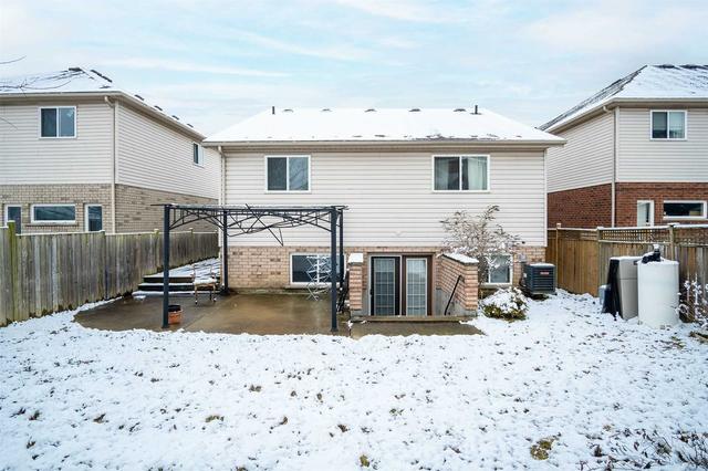 312 Winterberry Blvd, House detached with 2 bedrooms, 2 bathrooms and 3.5 parking in Thorold ON | Image 11