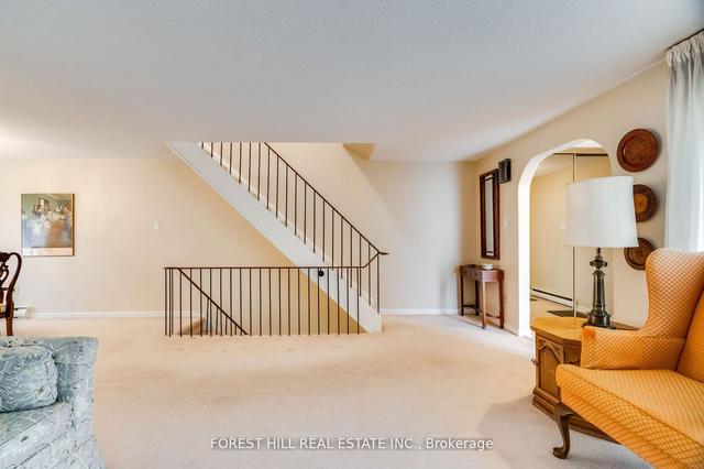 42 Coach Lite Way, Townhouse with 4 bedrooms, 2 bathrooms and 2 parking in Toronto ON | Image 14