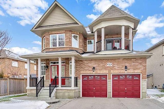 91 Kings Cres, House detached with 4 bedrooms, 4 bathrooms and 2 parking in Ajax ON | Image 1