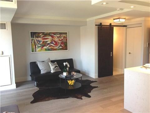 305 - 80 Cumberland St, Condo with 2 bedrooms, 3 bathrooms and 1 parking in Toronto ON | Image 5